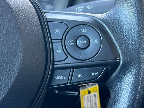Used 2024 Toyota Corolla LE FWD image 38