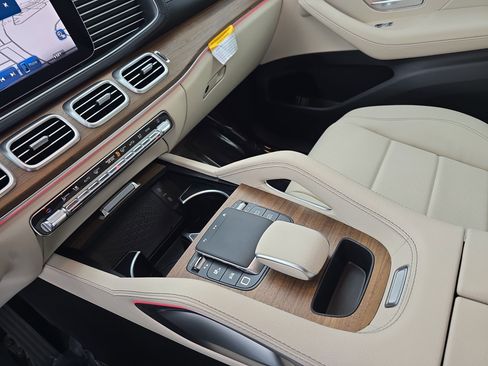 New 2026 Mercedes-Benz GLE 450 4MATIC image 24