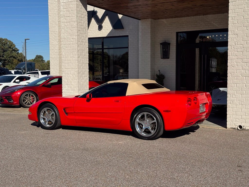 Used 2000 Chevrolet Corvette Convertible w/ Memory Pkg RWD image 6