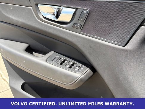 Certified 2025 Volvo XC60 B5 Core AWD/4WD image 26
