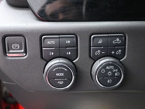 Used 2024 Chevrolet Silverado 1500 ZR2 w/ LPO, Dark Essentials Package AWD/4WD image 8