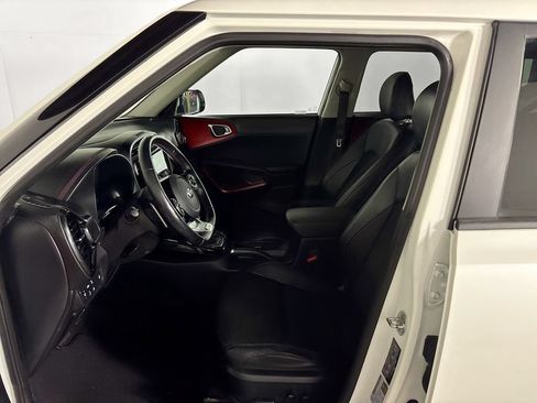 Certified 2021 Kia Soul Turbo FWD image 11