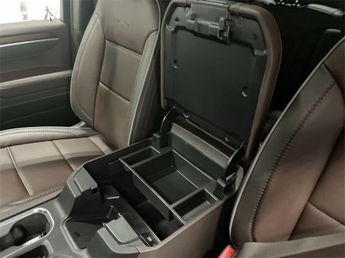 New 2026 GMC Sierra 1500 Denali w/ Denali Reserve Package image 24
