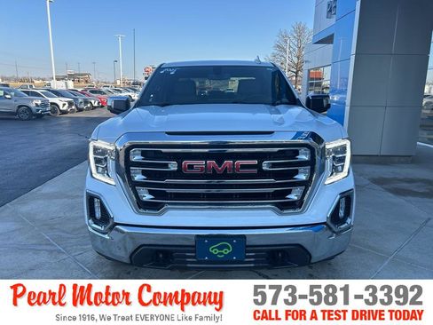 Used 2021 GMC Sierra 1500 SLT image 2