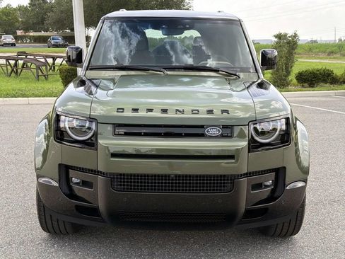 New 2026 Land Rover Defender 110 X-Dynamic SE AWD/4WD image 9