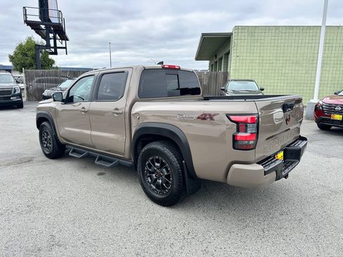 Used 2023 Nissan Frontier PRO-4X w/ Pro-4X Premium Package AWD/4WD image 8