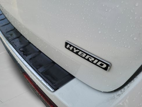Used 2021 Ford Explorer Limited w/ Hybrid Equipment Group 310A RWD image 29