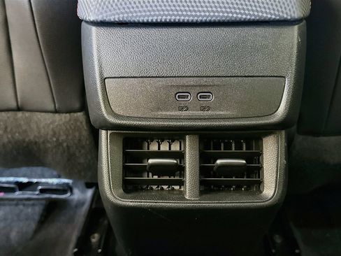 Used 2025 Chevrolet Equinox RS AWD/4WD image 30
