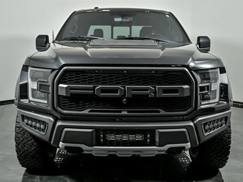 Used 2017 Ford F150 Raptor w/ Equipment Group 802A Luxury AWD/4WD image 4