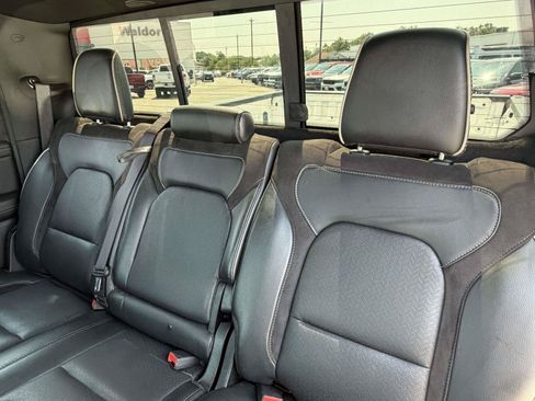 Used 2021 RAM 1500 Laramie AWD/4WD image 30