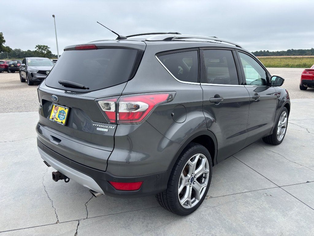 Used 2017 Ford Escape Titanium w/ Equipment Group 301A FWD image 4