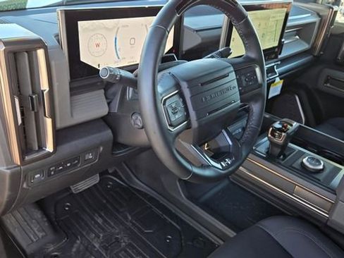 Used 2025 GMC Hummer EV 2X AWD/4WD image 9