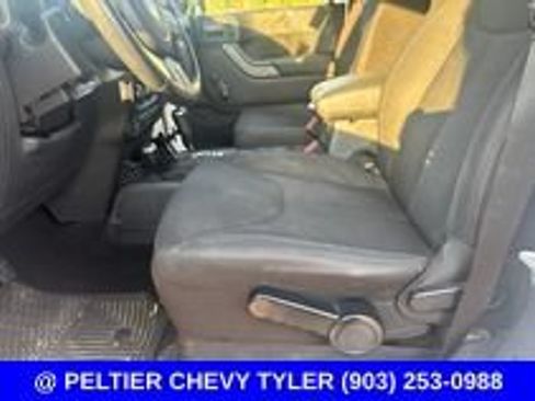 Used 2016 Jeep Wrangler Sport w/ Quick Order Package 24S AWD/4WD image 14