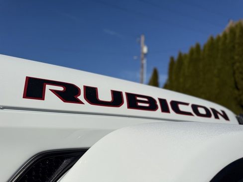 Used 2024 Jeep Wrangler Unlimited Rubicon image 12