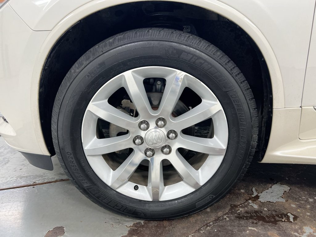 Used 2015 Buick Enclave Premium w/ Experience Buick Package FWD image 29