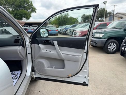 Used 2008 Toyota Highlander 4WD image 24
