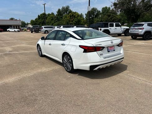 Used 2023 Nissan Altima 2.5 SL FWD image 3