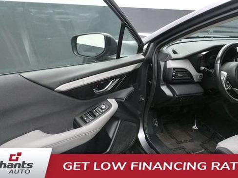 Used 2022 Subaru Outback Premium AWD/4WD image 18