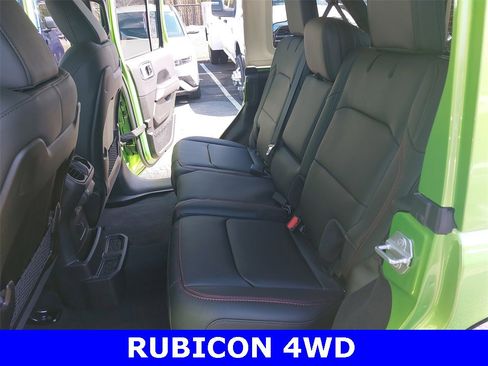 New 2025 Jeep Wrangler Unlimited Rubicon image 13