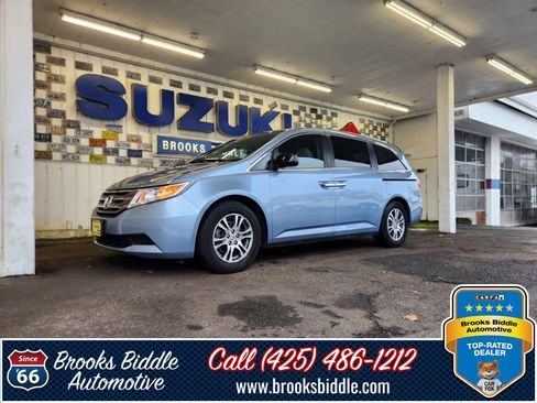 Used 2013 Honda Odyssey EX image 1