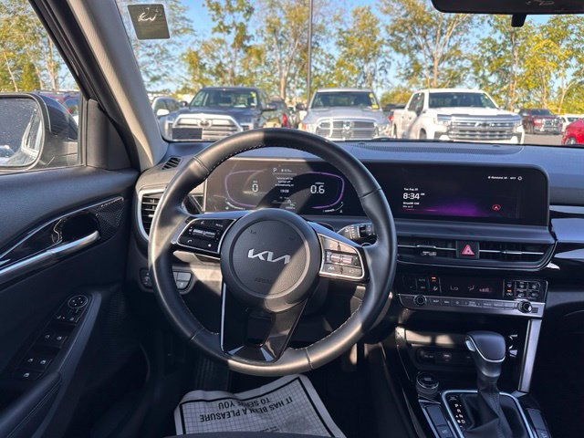 Used 2026 Kia Seltos S FWD image 20