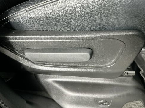 Used 2022 RAM 1500 Big Horn AWD/4WD image 24