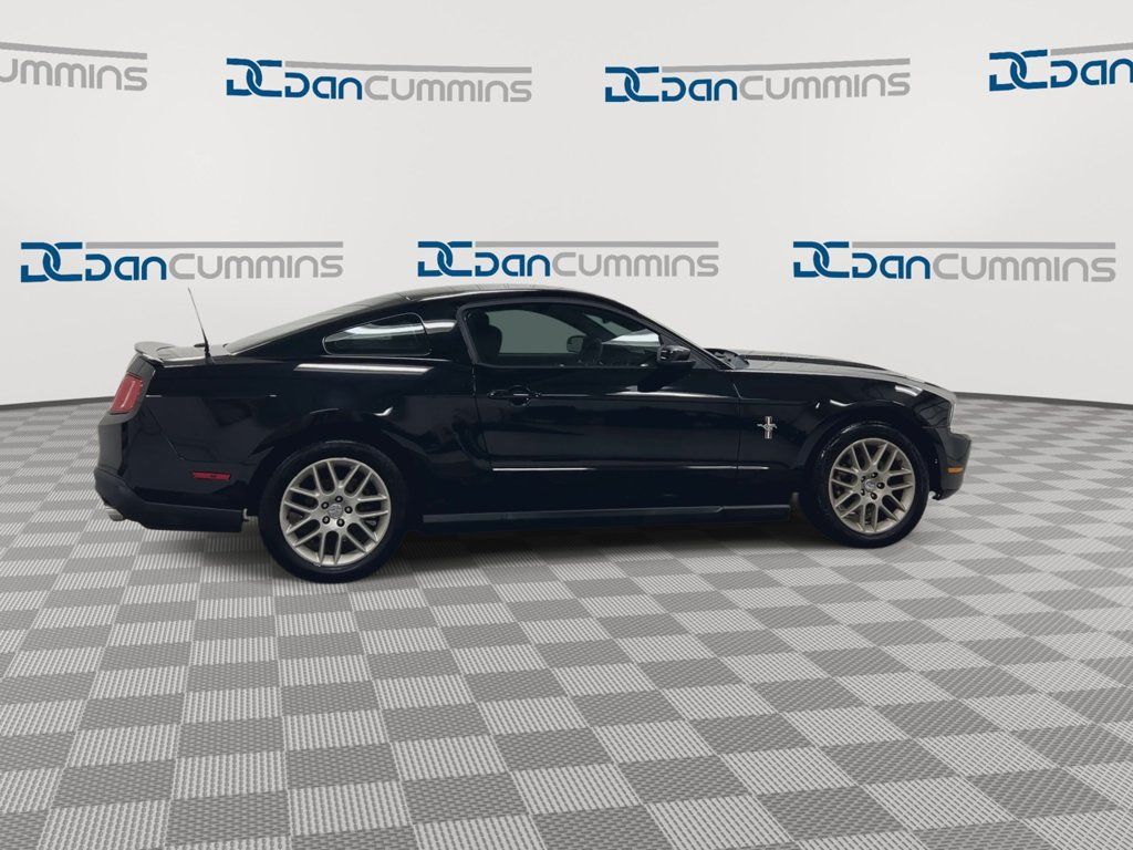 Used 2012 Ford Mustang Premium RWD image 9