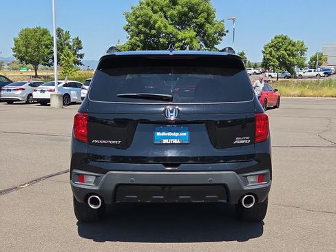 Used 2023 Honda Passport Elite image 13