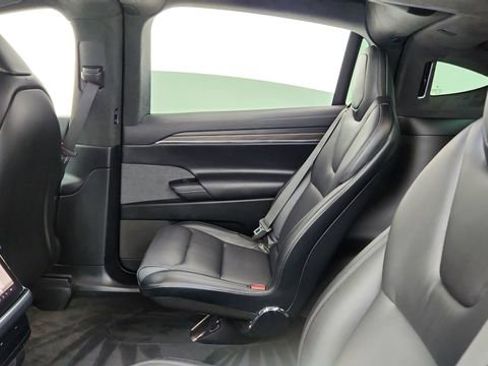 Used 2022 Tesla Model X Base image 31
