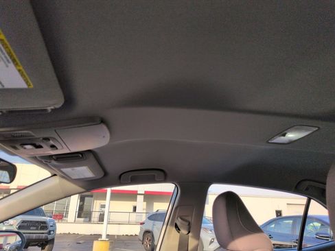 Used 2023 Toyota Camry LE image 21