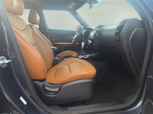 Used 2016 Kia Soul ! w/ Umber Package 1 image 13