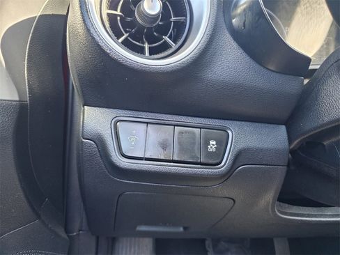 Used 2023 Kia Forte LXS image 32