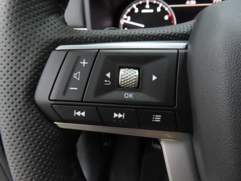 New 2026 Mitsubishi Outlander SE FWD image 9