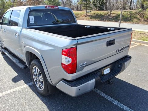 Used 2019 Toyota Tundra Platinum image 10