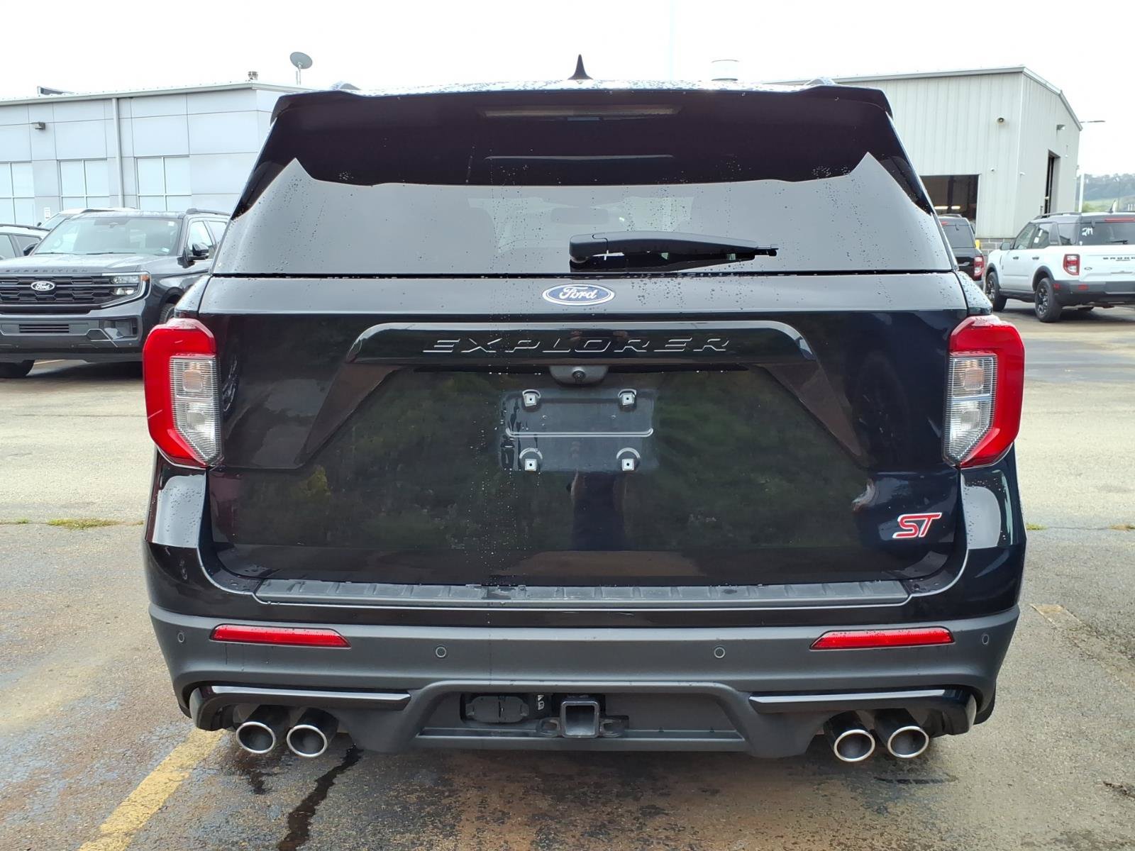 Certified 2023 Ford Explorer ST w/ Equipment Group 401A AWD/4WD image 4
