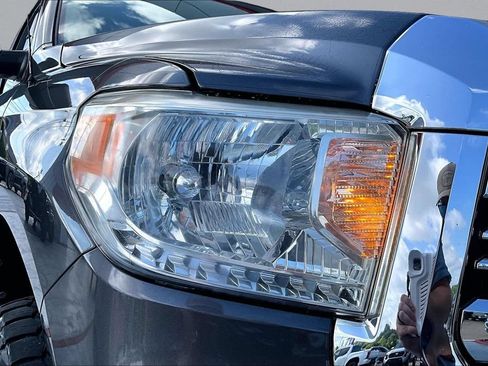 Used 2016 Toyota Tundra SR5 w/ SR5 Upgrade Package AWD/4WD image 34