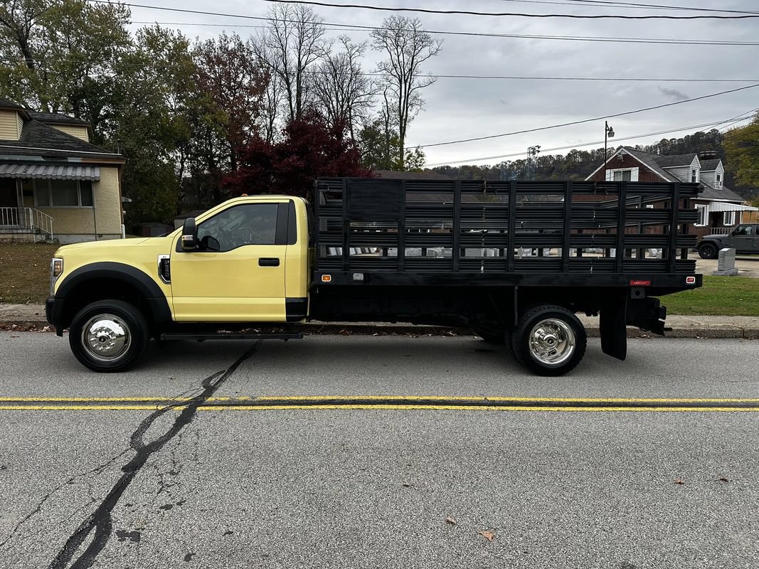 Used 2019 Ford F550 Luxury RWD image 2