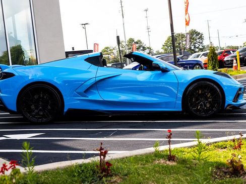 Used 2021 Chevrolet Corvette Stingray Preferred Cpe w/ Z51 Performance Package RWD image 10