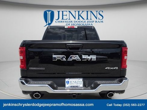 Used 2026 RAM 1500 Big Horn AWD/4WD image 5