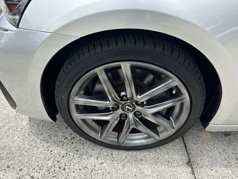 Used 2019 Lexus IS 300 F Sport w/ F Sport Package RWD image 10