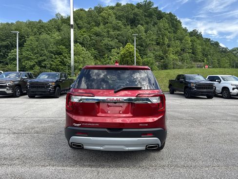 Used 2023 GMC Acadia SLE AWD/4WD image 7