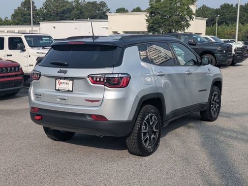 New 2026 Jeep Compass Trailhawk AWD/4WD image 3