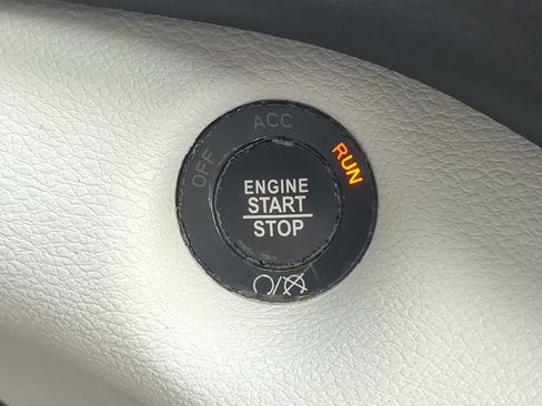 Used 2022 Jeep Cherokee Latitude Lux image 29