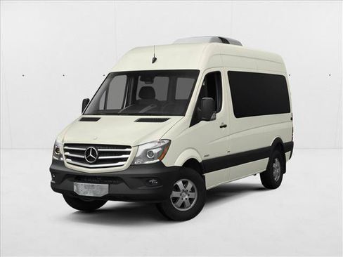 Used 2014 Mercedes-Benz Sprinter 2500 image 1