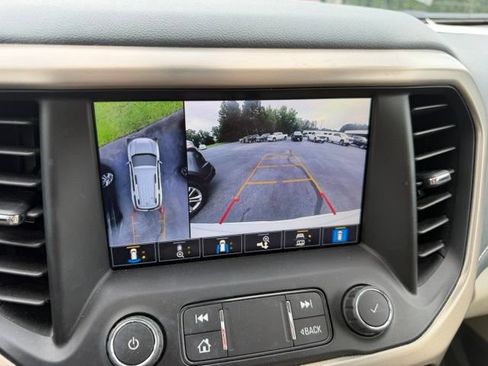 Certified 2021 GMC Acadia Denali w/ Denali Ultimate Package AWD/4WD image 31