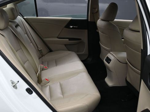 Used 2016 Honda Accord EX-L image 33