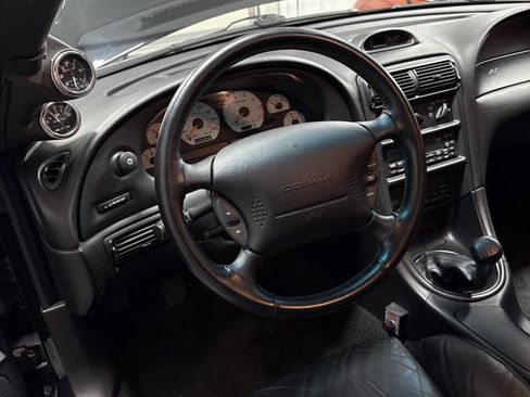 Used 1994 Ford Mustang Cobra RWD image 11