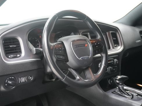 Used 2021 Dodge Charger SXT w/ Blacktop Package RWD image 10