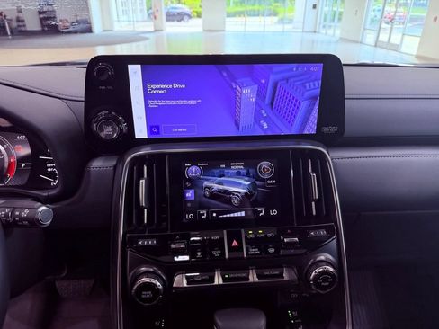 Certified 2024 Lexus LX 600 4WD w/ Interior Upgrade Package image 25