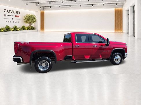 Used 2024 Chevrolet Silverado 3500 LTZ w/ LTZ Convenience Package AWD/4WD image 15